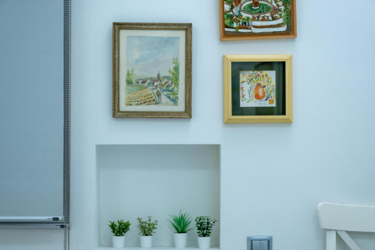 Apartamento En Monumento Historico Nacional Corral Del Conde-Duque De Olivares Sevilla Eksteriør billede