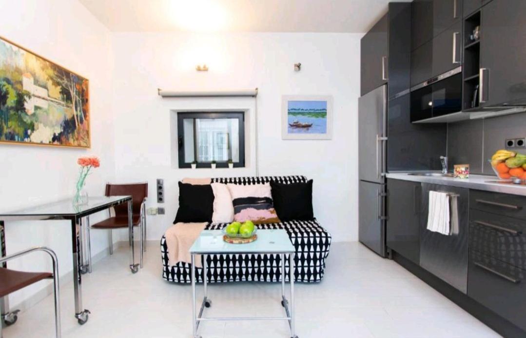 Apartamento En Monumento Historico Nacional Corral Del Conde-Duque De Olivares Sevilla Eksteriør billede