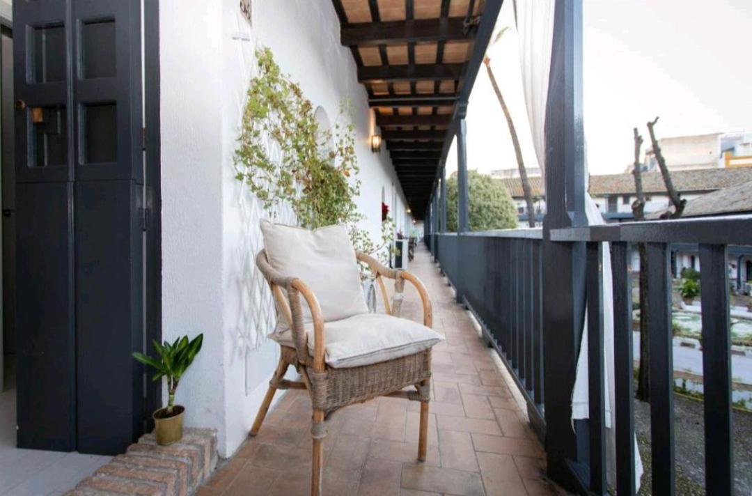 Apartamento En Monumento Historico Nacional Corral Del Conde-Duque De Olivares Sevilla Eksteriør billede